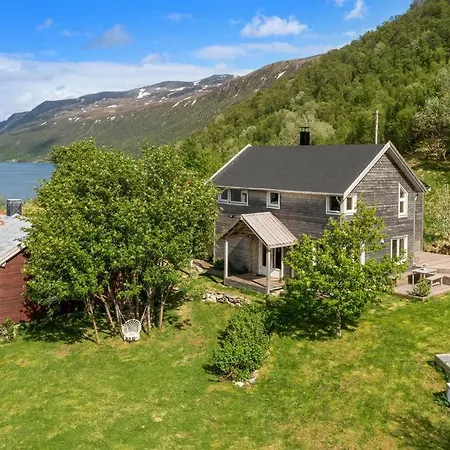 Peaceful House In Nature- No Road Tromso
