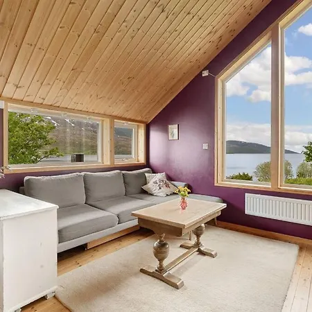 Peaceful House In Nature- No Road Feriehus